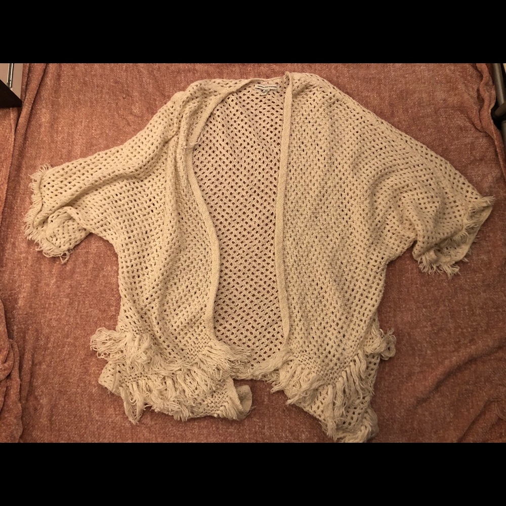 American eagle cream colored cardigan